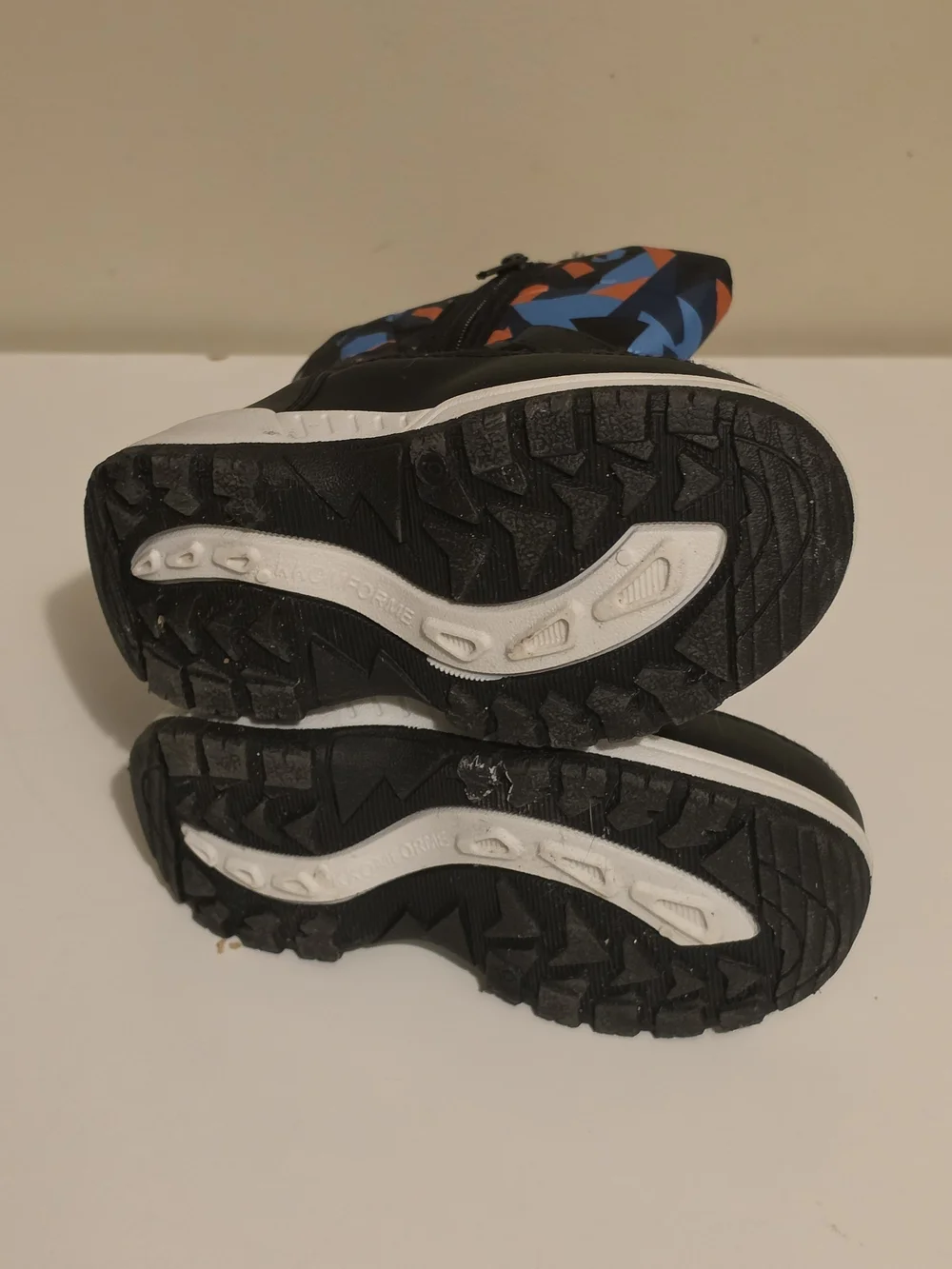 iXtreme Unisex Kids Waterproof Geometric Snow Boots Blue/Orange/Black 9